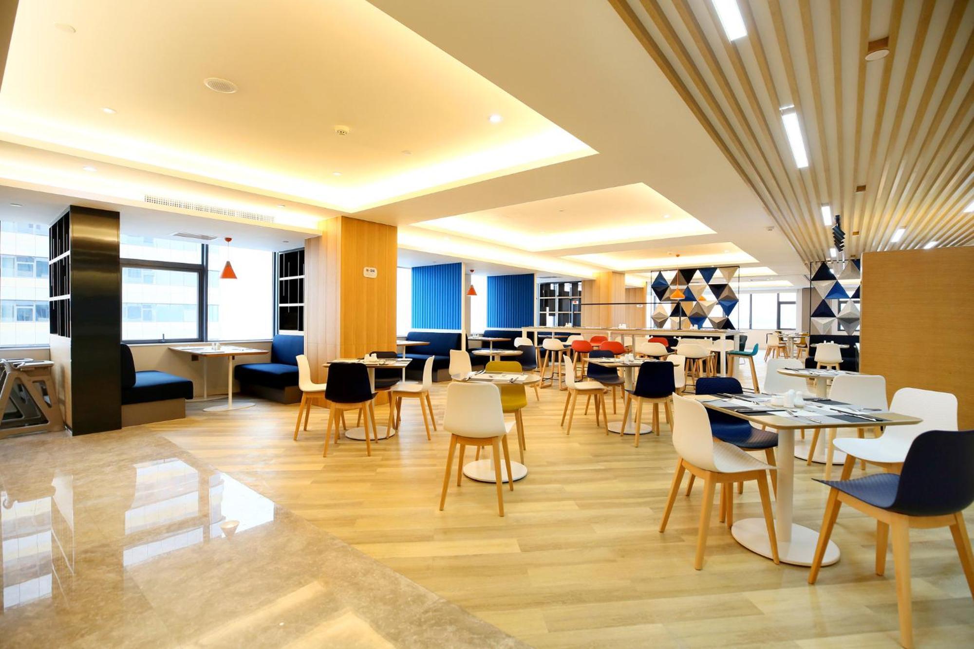 Holiday Inn Express Chengdu North Railway Station By Ihg - Near Panda Base, Near Chunxi Road Экстерьер фото
