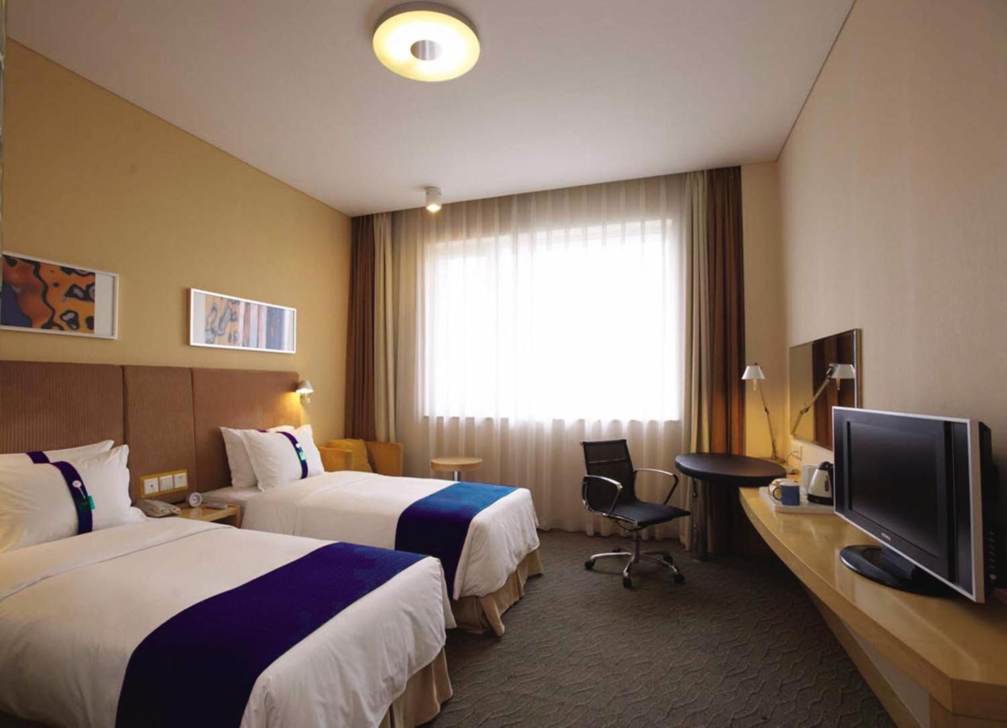 Holiday Inn Express Chengdu North Railway Station By Ihg - Near Panda Base, Near Chunxi Road Экстерьер фото